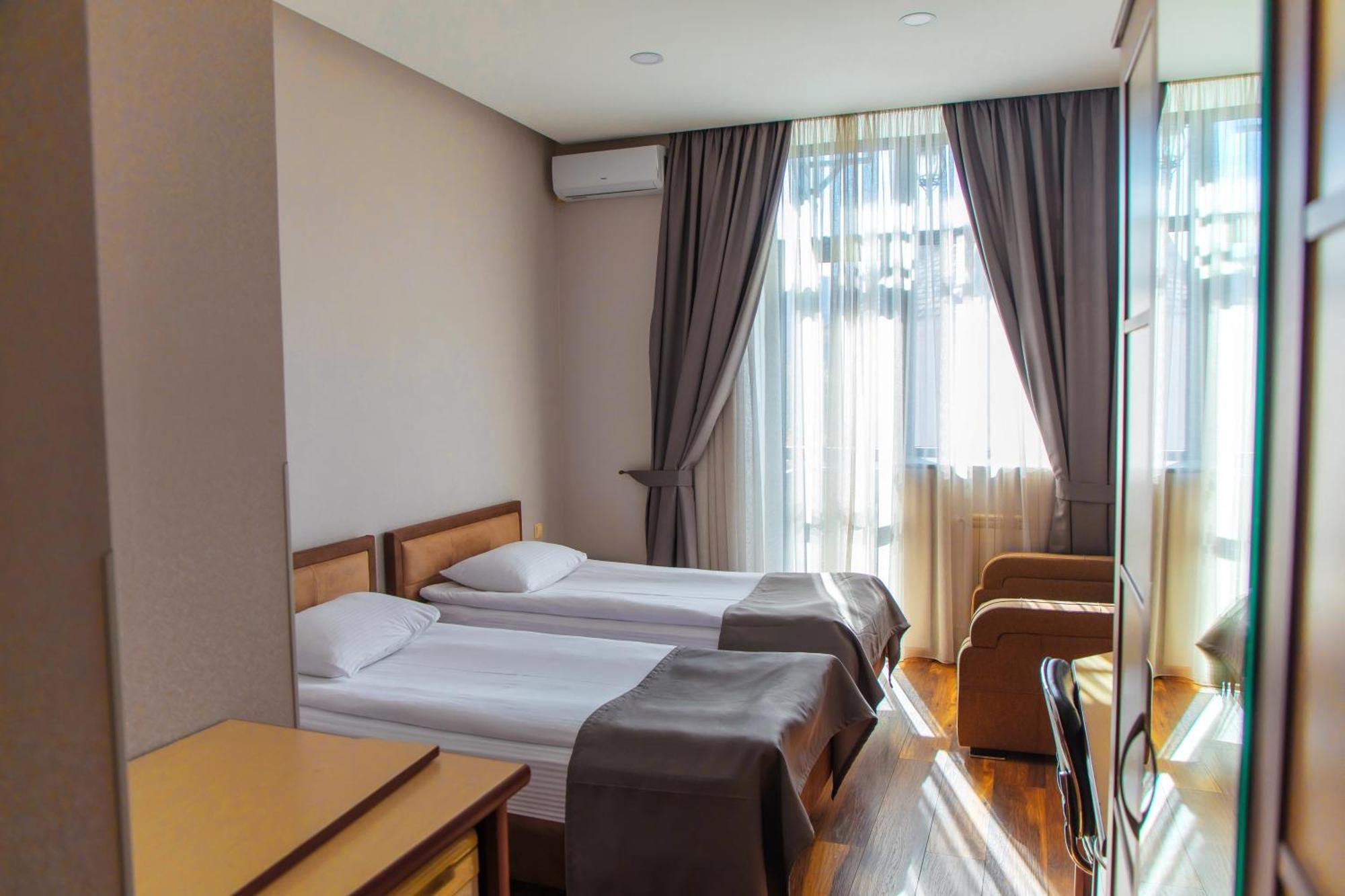Irmeni Hotel Tbilisi Ngoại thất bức ảnh