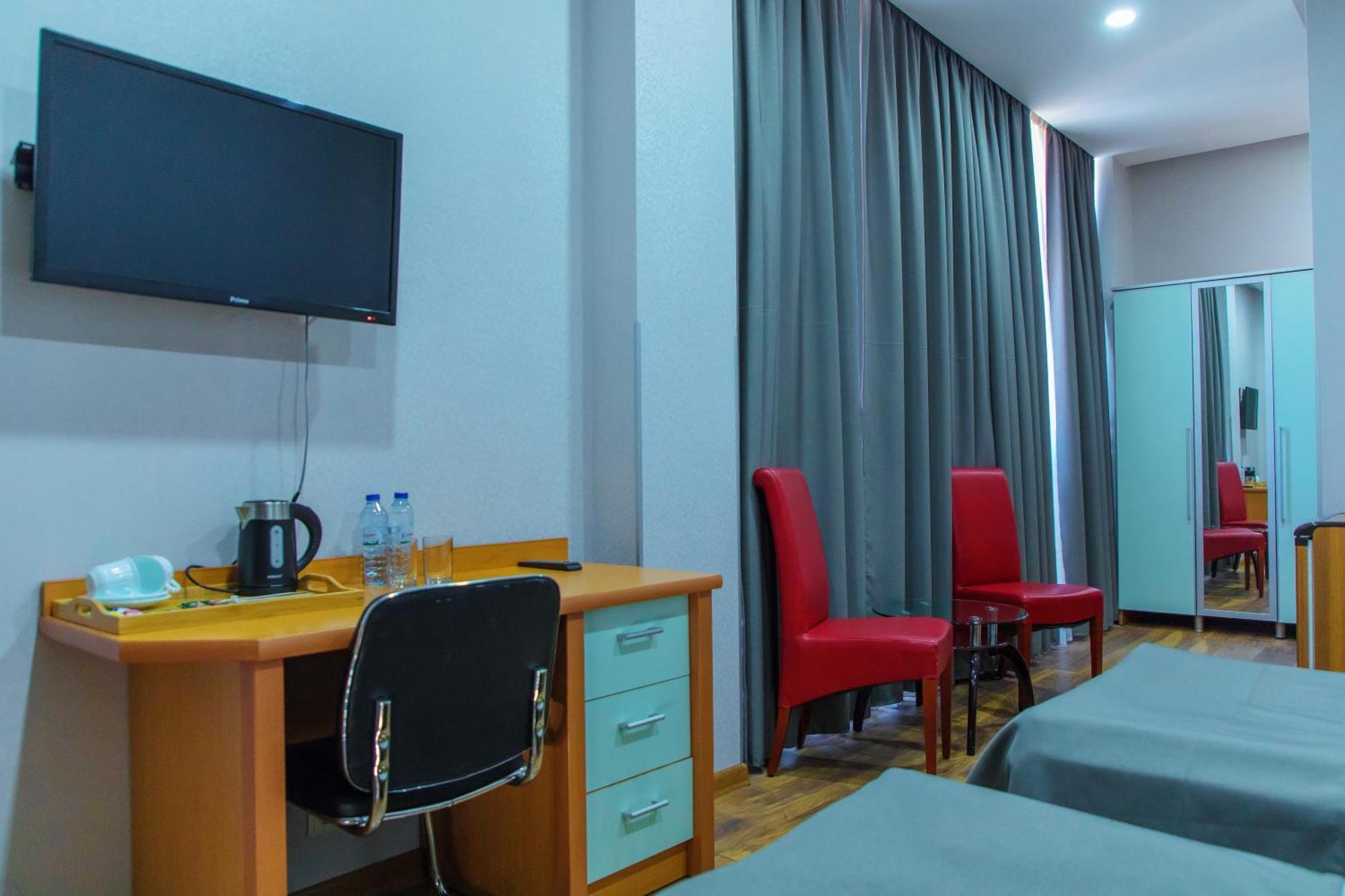 Irmeni Hotel Tbilisi Ngoại thất bức ảnh
