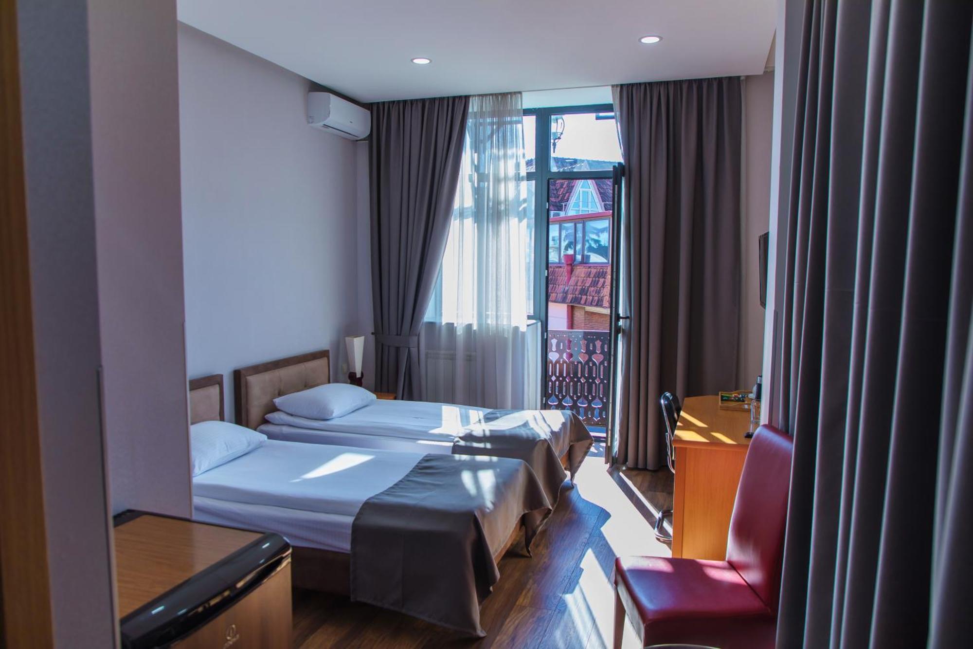 Irmeni Hotel Tbilisi Ngoại thất bức ảnh