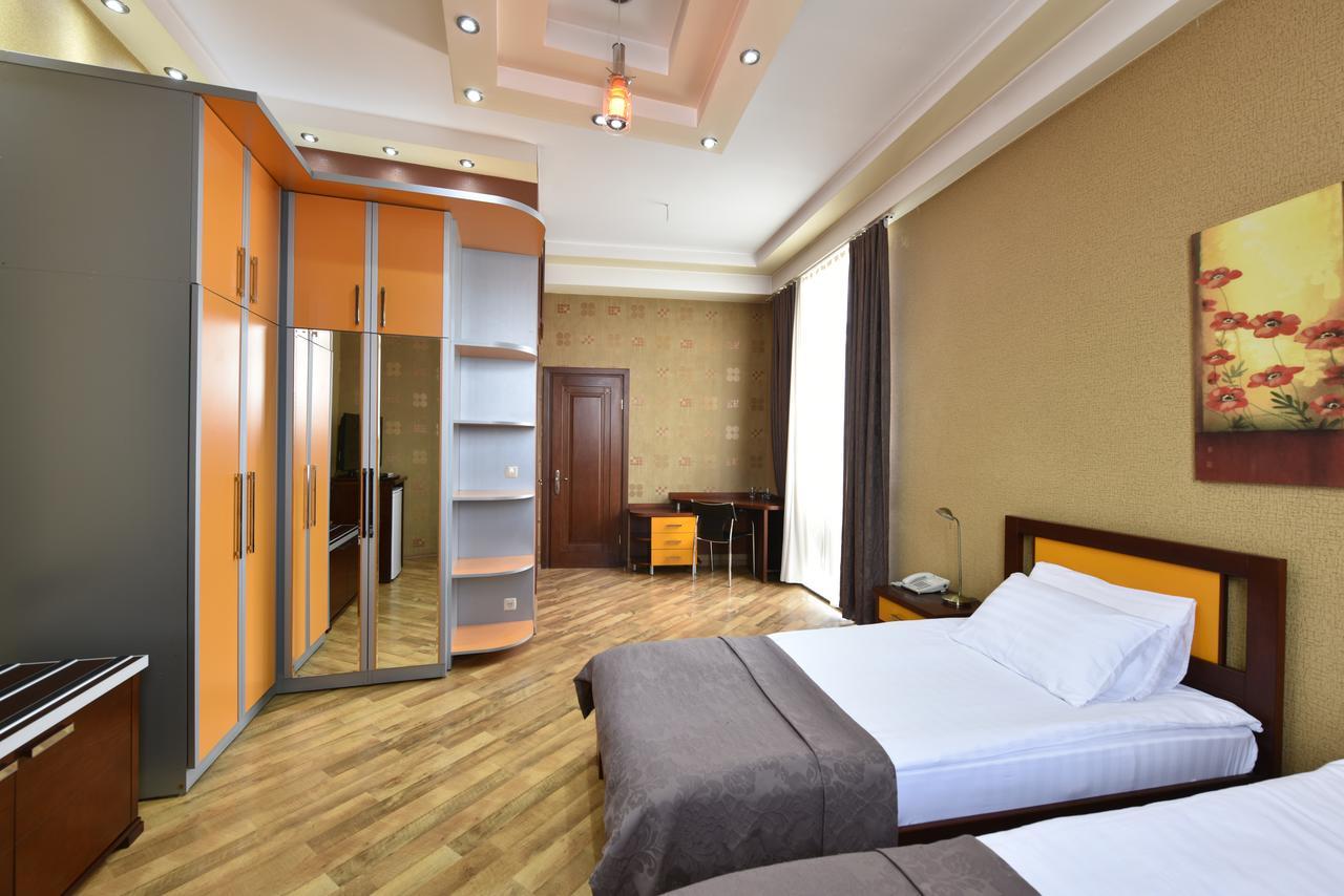 Irmeni Hotel Tbilisi Ngoại thất bức ảnh