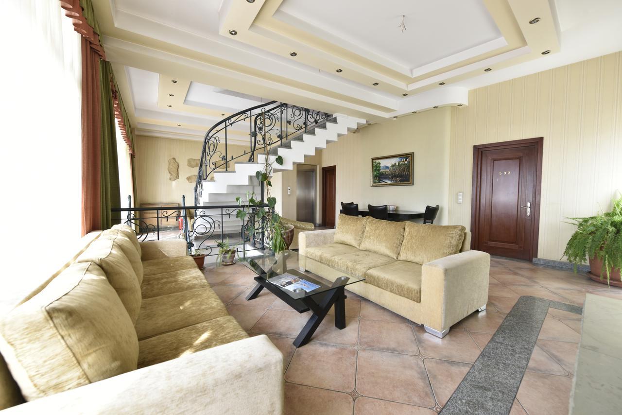 Irmeni Hotel Tbilisi Ngoại thất bức ảnh