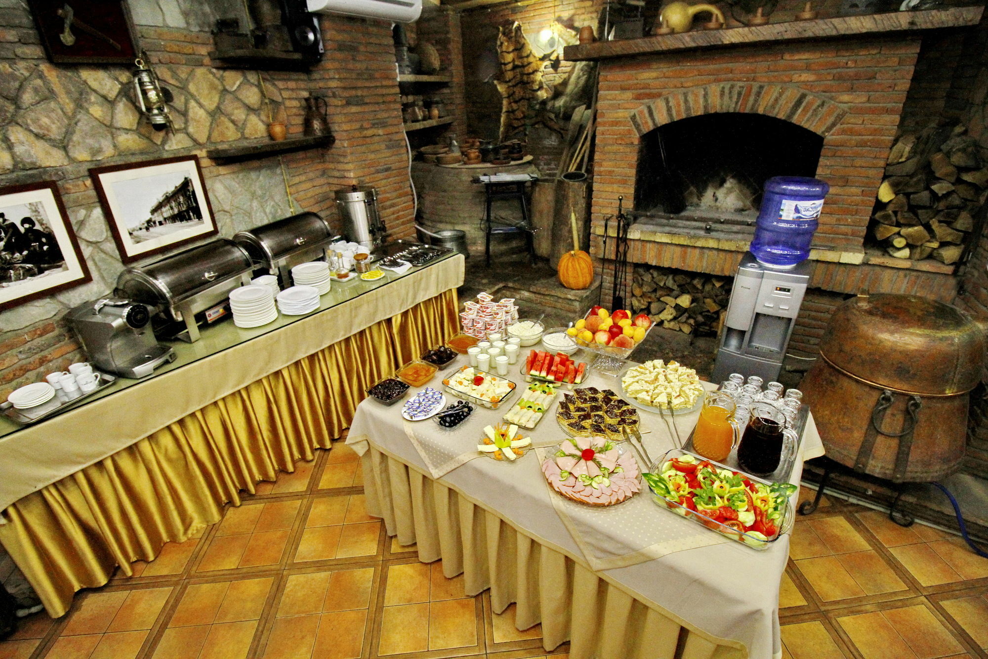 Irmeni Hotel Tbilisi Ngoại thất bức ảnh